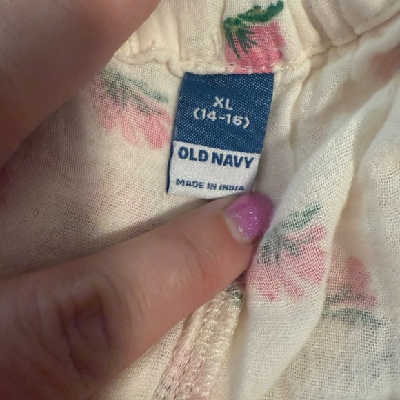 Old Navy Kids Floral Matching Set - White and Pink XL - Picture 7 of 11